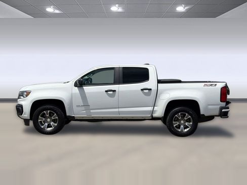 Used 2022 Chevrolet Colorado Z71 AWD/4WD image 2