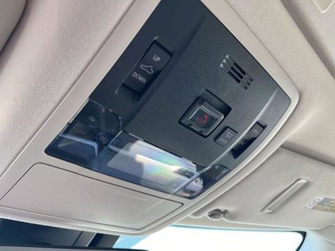 Used 2022 Lexus RX 350L Luxury image 23