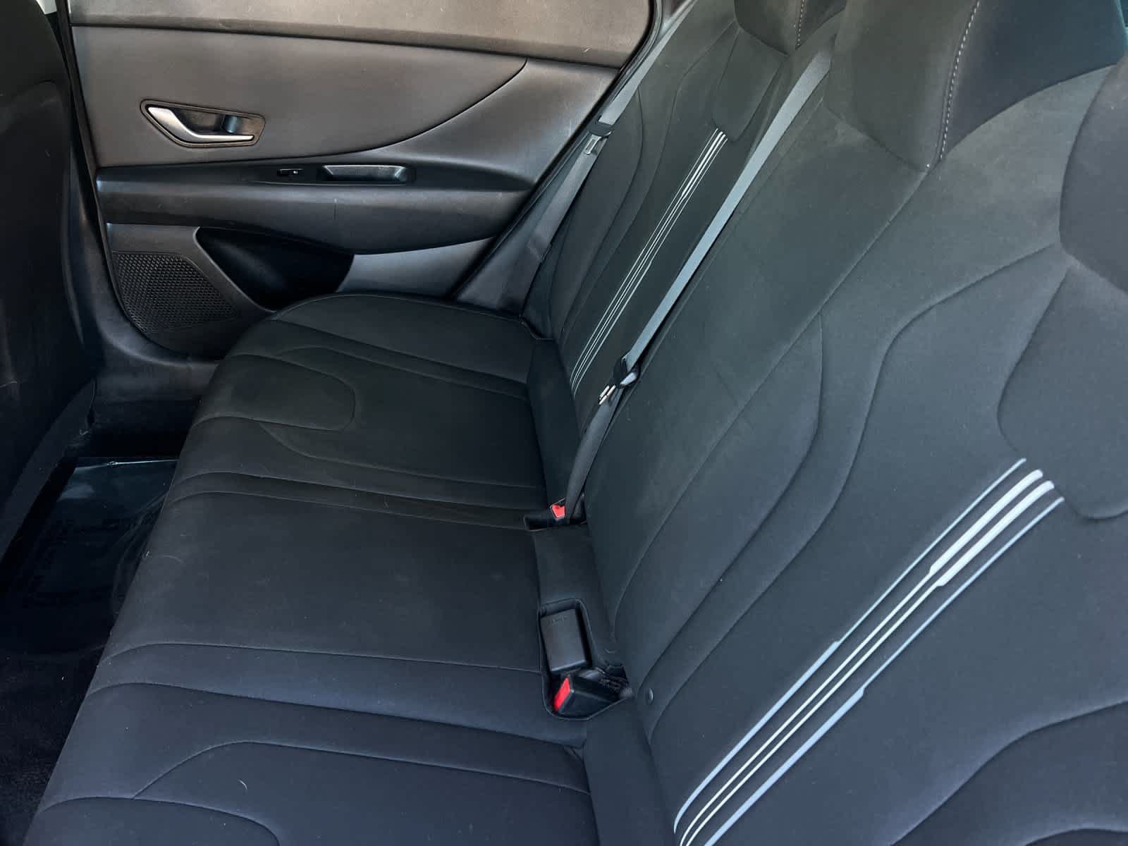 Used 2023 Hyundai Elantra SEL w/ Convenience Package FWD image 5