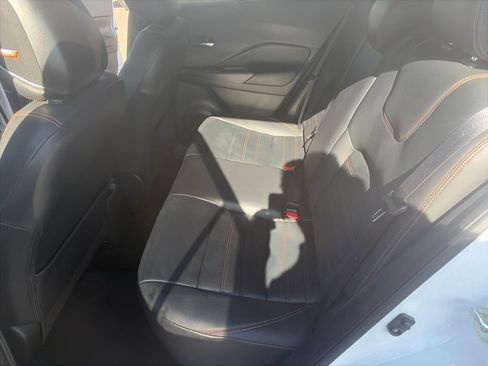 Used 2019 Nissan Kicks SR w/ SR Premium Package FWD image 21