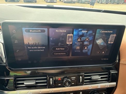 New 2026 Nissan Pathfinder Platinum w/ Accent Package AWD/4WD image 22