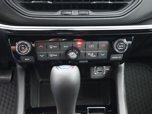 New 2026 Jeep Compass Latitude w/ Quick Order Package 29K image 6