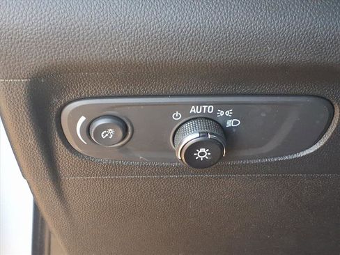 Certified 2023 Buick Envision Essence image 20