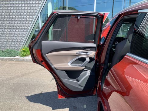 New 2025 Audi Q5 Premium Plus AWD/4WD image 15