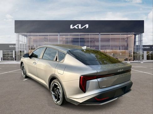 New 2025 Kia K4 EX image 6