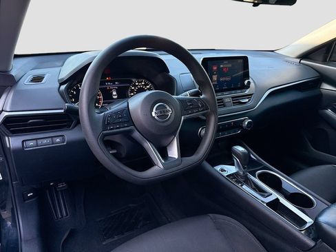Used 2021 Nissan Altima 2.5 SV FWD image 7