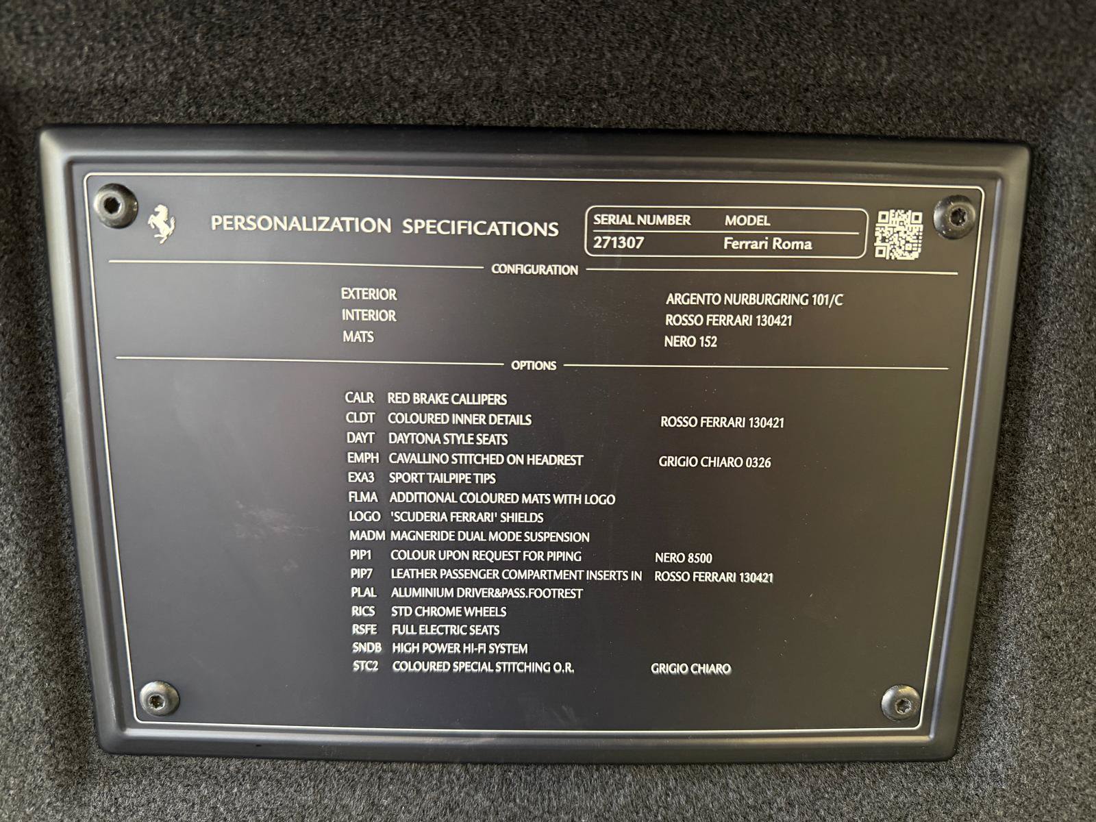 Used 2022 Ferrari Roma RWD image 3