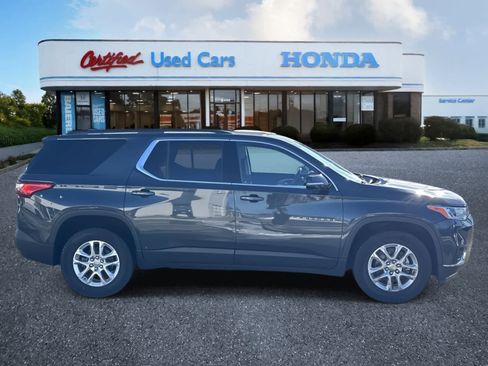 Used 2019 Chevrolet Traverse LT image 6