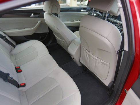 Used 2017 Hyundai Sonata Sport w/ Cargo Package image 18