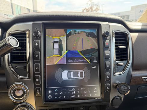 Used 2017 Nissan Titan Platinum Reserve AWD/4WD image 26