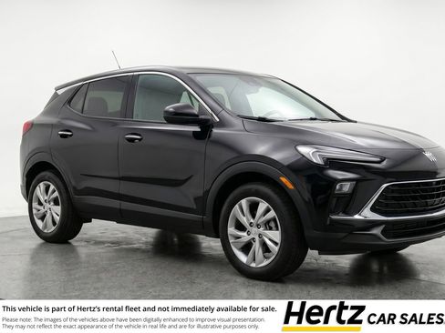 Used 2025 Buick Encore GX Preferred AWD/4WD image 1