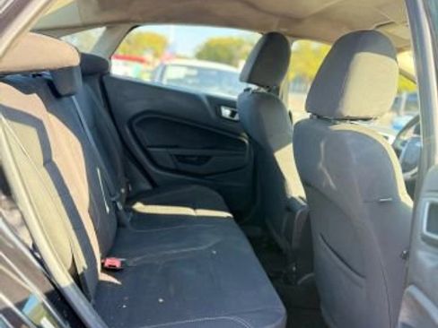 Used 2014 Ford Fiesta SE image 7