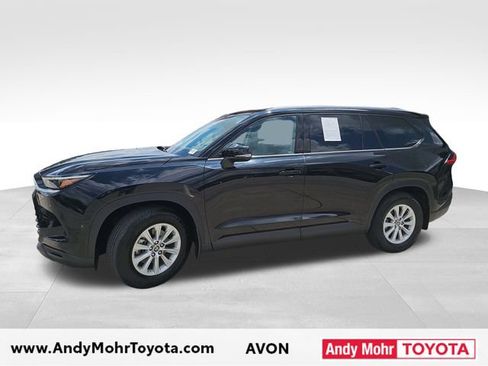 Certified 2024 Toyota Grand Highlander AWD image 4