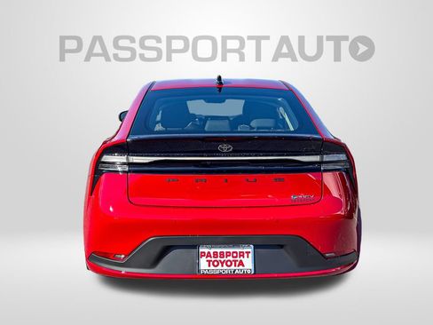 New 2026 Toyota Prius Plug-In Hybrid SE FWD image 4