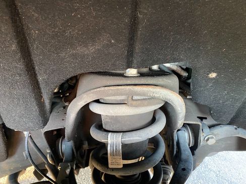 Used 2018 GMC Sierra 1500 SLT image 33