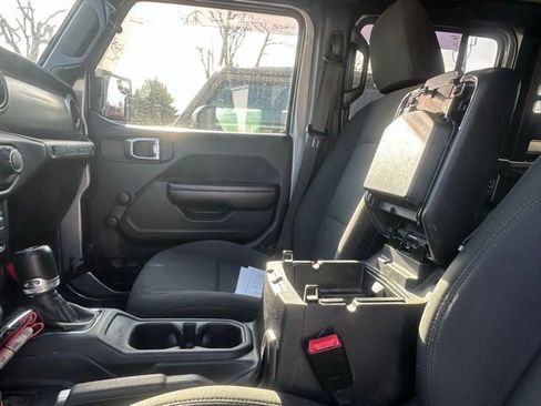 Used 2018 Jeep Wrangler Unlimited Sport image 10