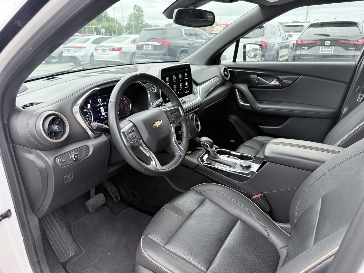 Used 2023 Chevrolet Blazer Premier w/ LPO, Cargo Package FWD image 9