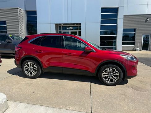Certified 2021 Ford Escape SEL AWD/4WD image 8