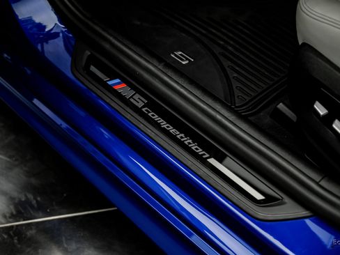 Used 2023 BMW M5 w/ Competition Package image 39