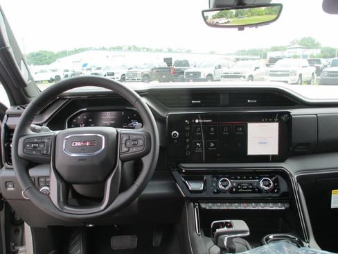 New 2026 GMC Sierra 1500 AT4X AWD/4WD image 18