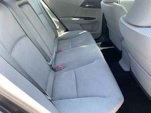 Used 2016 Honda Accord LX image 33