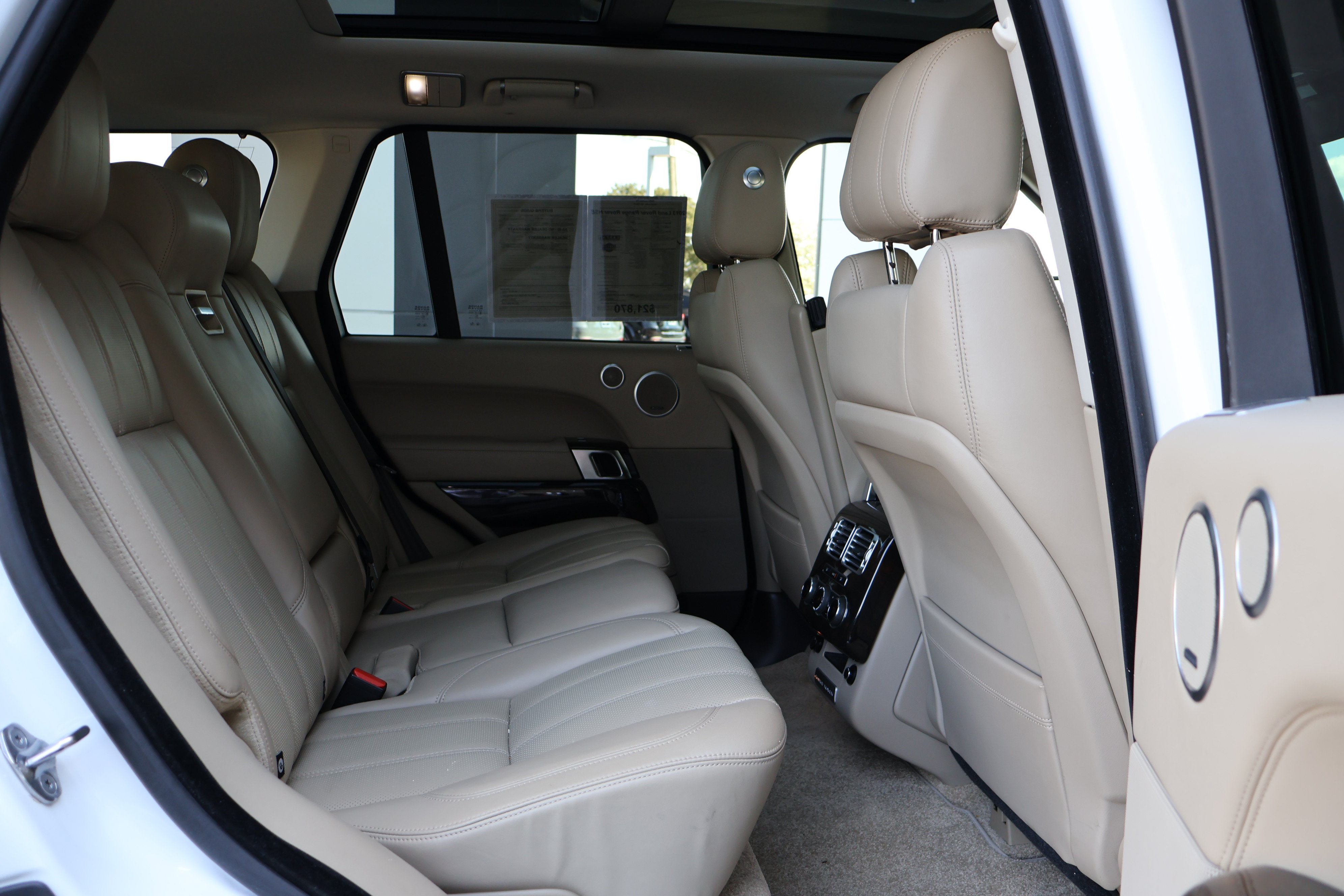 Used 2013 Land Rover Range Rover HSE AWD/4WD image 28