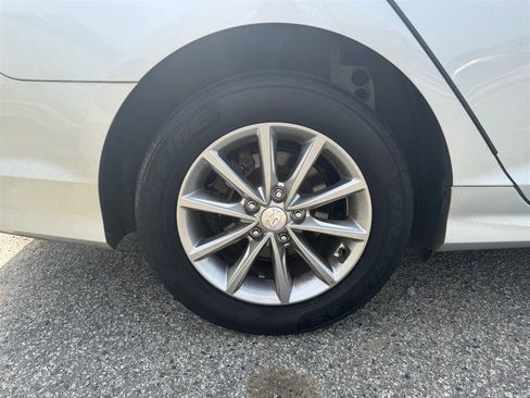 Used 2019 Hyundai Sonata SE FWD image 38