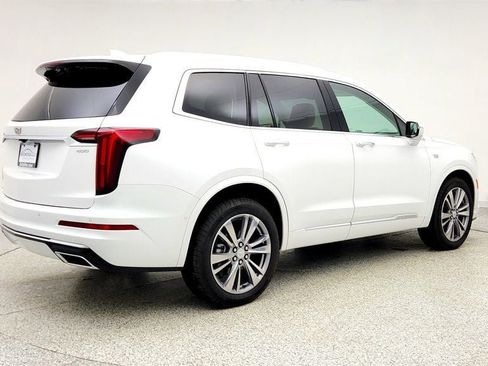 Used 2024 Cadillac XT6 Premium Luxury w/ Technology Package image 5