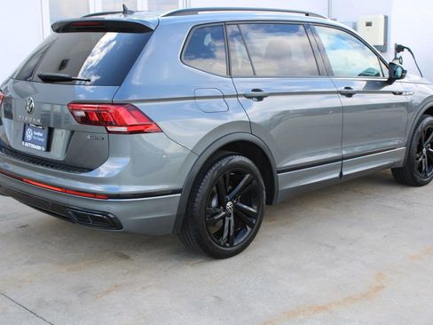 Certified 2024 Volkswagen Tiguan SE R-Line w/ MDO Package, Two-Row image 6