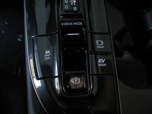 New 2026 Toyota Crown Limited image 14