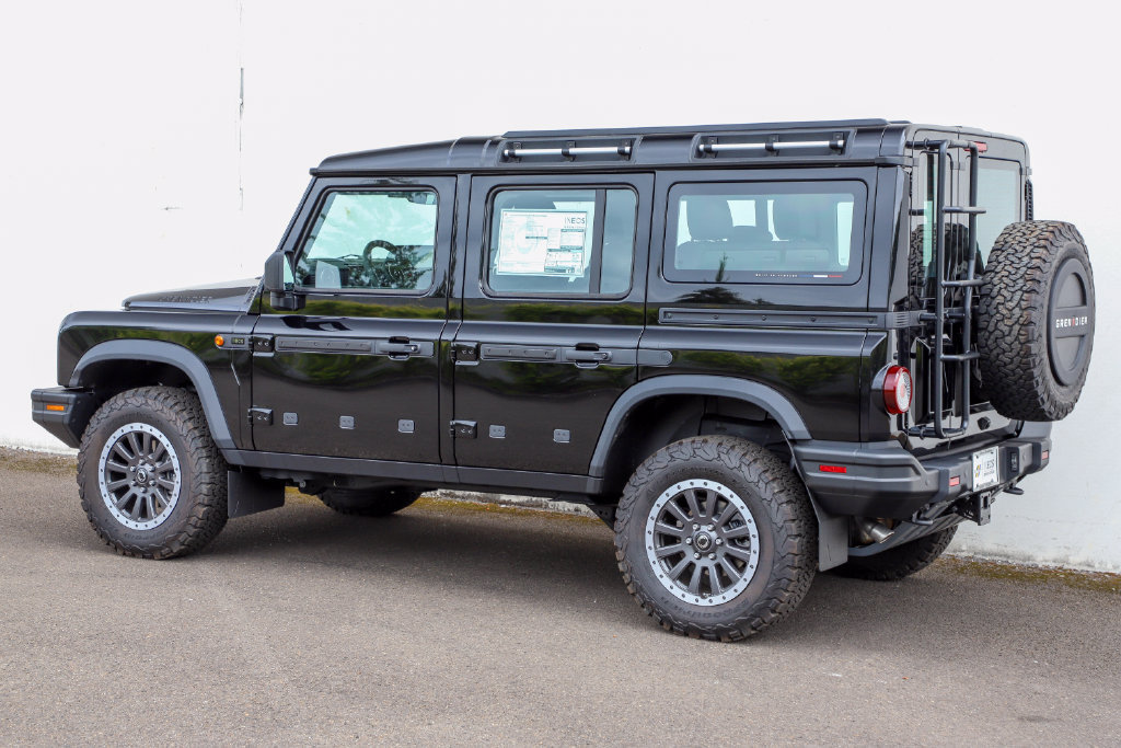 Used 2026 INEOS Grenadier Station Wagon AWD/4WD image 17