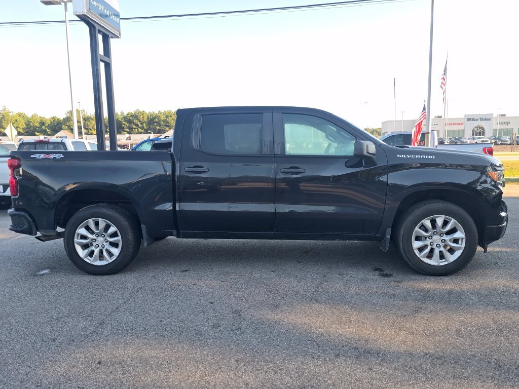 Certified 2024 Chevrolet Silverado 1500 Custom AWD/4WD image 2