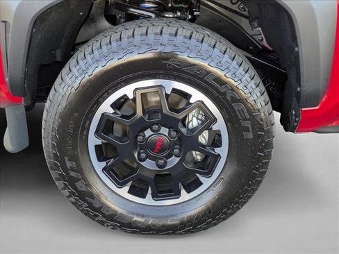 New 2025 Toyota Tacoma TRD Off-Road image 22
