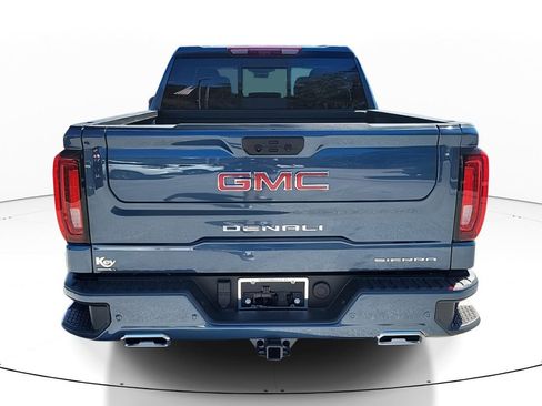 Used 2025 GMC Sierra 1500 Denali AWD/4WD image 5