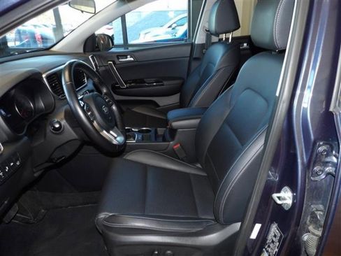 Used 2020 Kia Sportage EX image 25