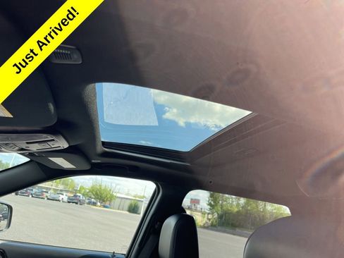 Used 2022 Dodge Durango GT AWD/4WD image 3