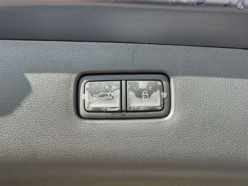 New 2026 Genesis GV70 2.5T Select image 17