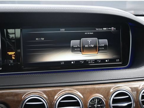 Used 2014 Mercedes-Benz S 63 AMG 4MATIC Sedan image 11
