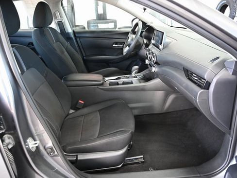 Used 2024 Nissan Sentra SV image 11