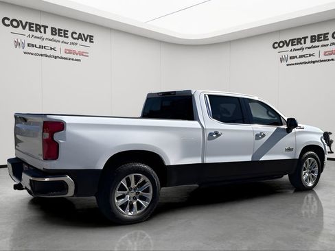 Used 2022 Chevrolet Silverado 1500 LTZ w/ Safety Package II image 10