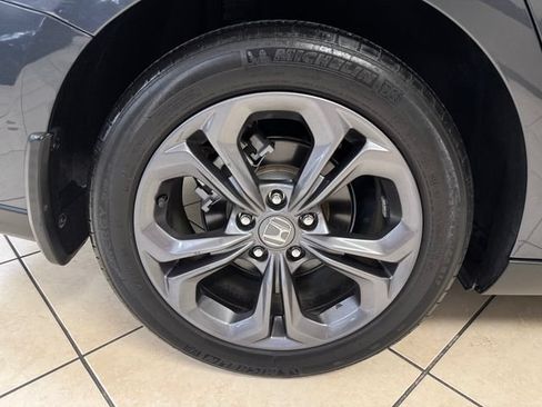 Used 2023 Honda Accord EX image 20