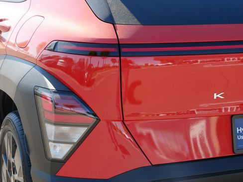 Certified 2026 Hyundai Kona SEL Sport AWD/4WD image 17