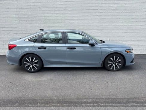 Used 2024 Honda Civic EX image 2