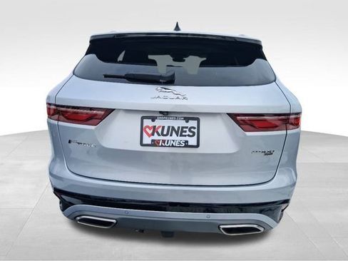 Used 2023 Jaguar F-PACE R-Dynamic S AWD/4WD image 7