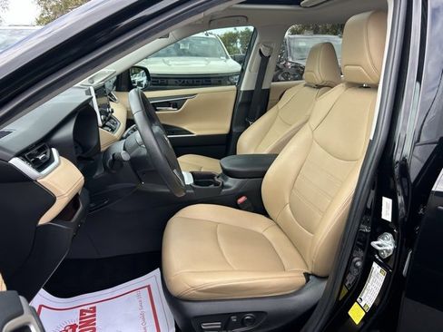 Used 2021 Toyota RAV4 Limited image 14