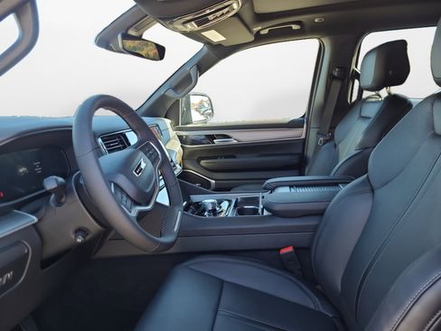 New 2025 Jeep Wagoneer Series II w/ Premium Group I image 9