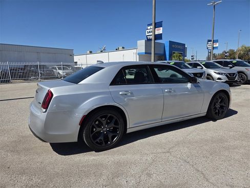 Used 2022 Chrysler 300 Touring L w/ Popular Equipment Group image 14