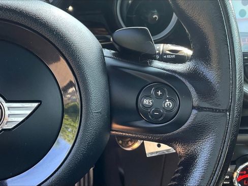 Used 2012 MINI Cooper Clubman S FWD image 12