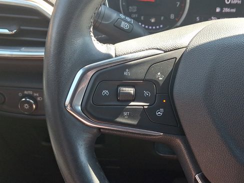 Used 2022 Chevrolet TrailBlazer ACTIV w/ Technology Package AWD/4WD image 20