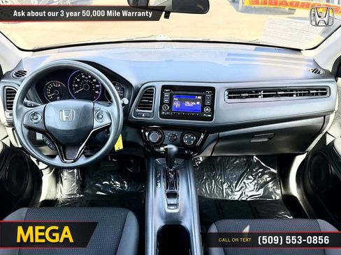 Used 2022 Honda HR-V LX image 14